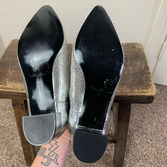 NEW Topshop Krazy Silver Snakeskin Chelsea Boot - Picture 14 of 14